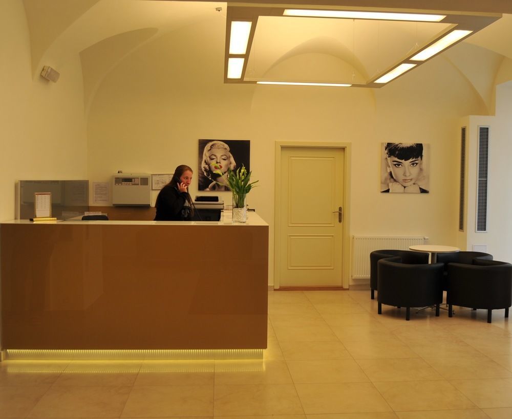 Hotel Malta Карлови Вари Екстериор снимка