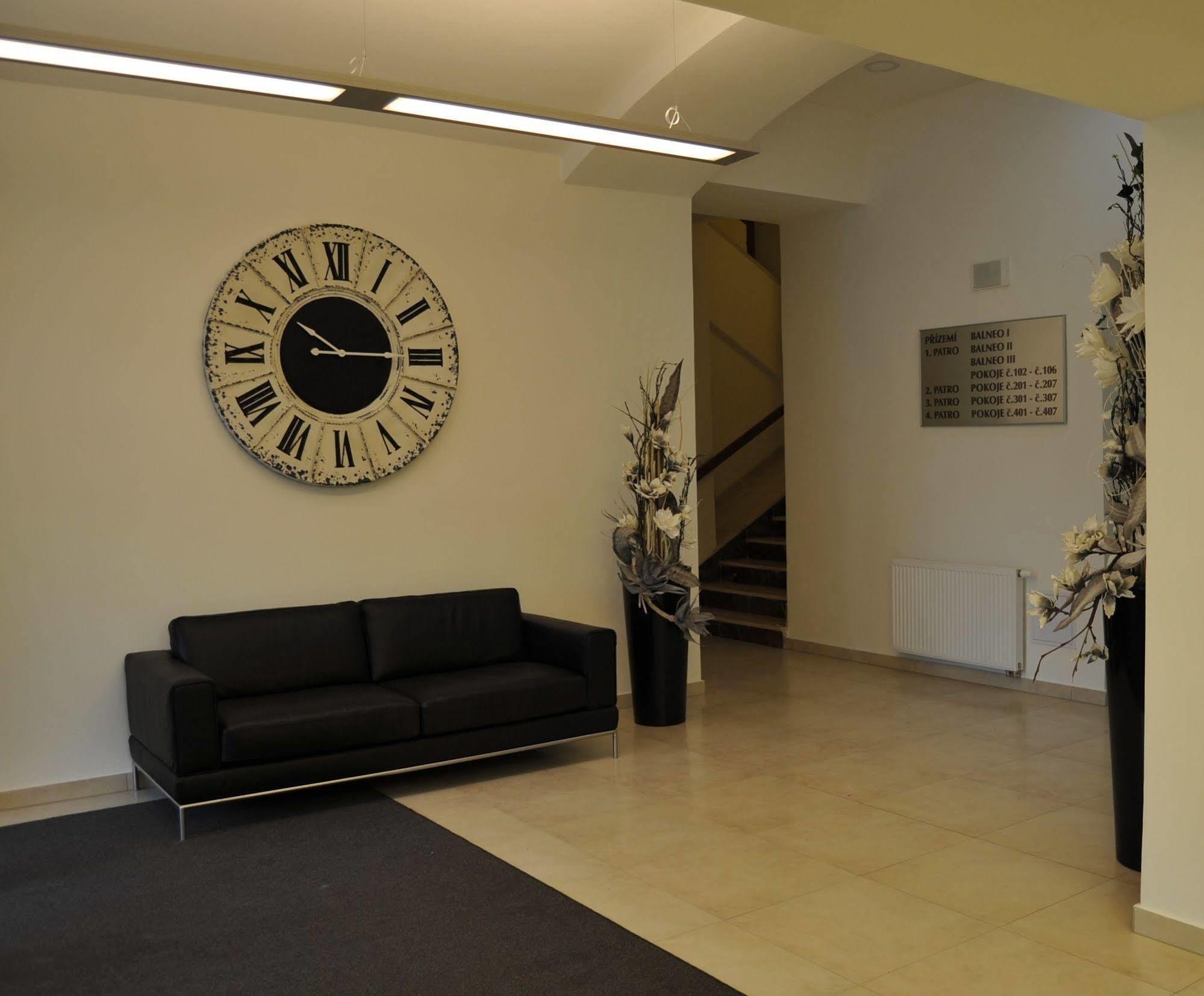 Hotel Malta Карлови Вари Екстериор снимка